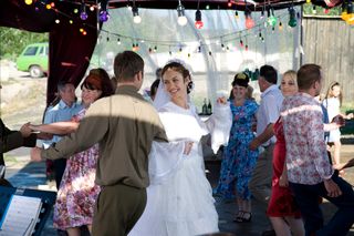 1 mariage de Anya crédit Baruch Rafic