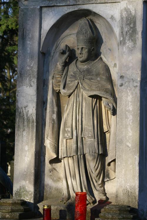 Evêque arménien, cimetière de Lviv